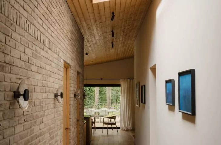 A house on the edge of the Wielkopolski National Park in Mosina