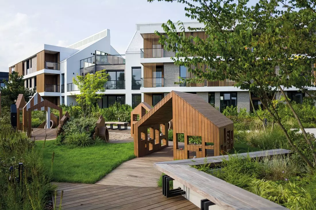 indywidualnie zaprojektowany przez architekta krajobrazu edukacyjny plac zabaw dla dzieci