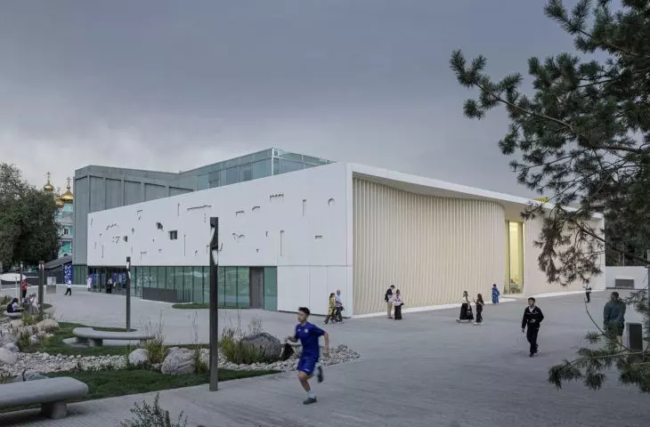 Tselinny Center, Ałmaty