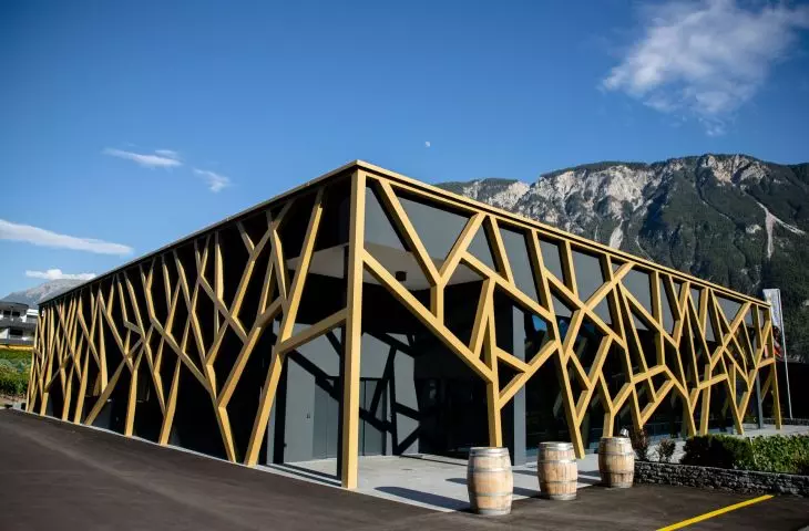 Winiarnia Fernand Cina, Architekt Architektur Heinzmann; IGP-DURA®xal42