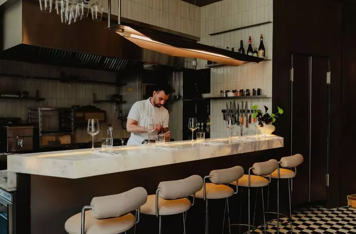 Wnętrza restauracji Ballarò w Warszawie