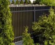 VERTICALE - novelty among palisade fences