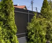 VERTICALE - novelty among palisade fences
