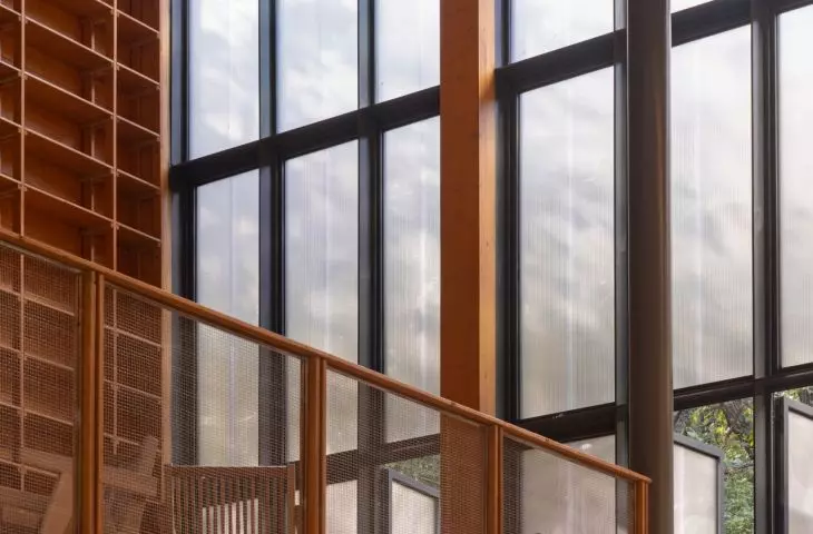 Carpenter's Home, Xinyang