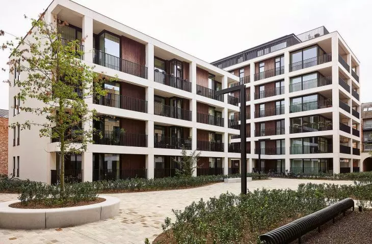 The Elegant and Decalu systems are designed to operate within a single building without creating a haphazard mix of different technologies