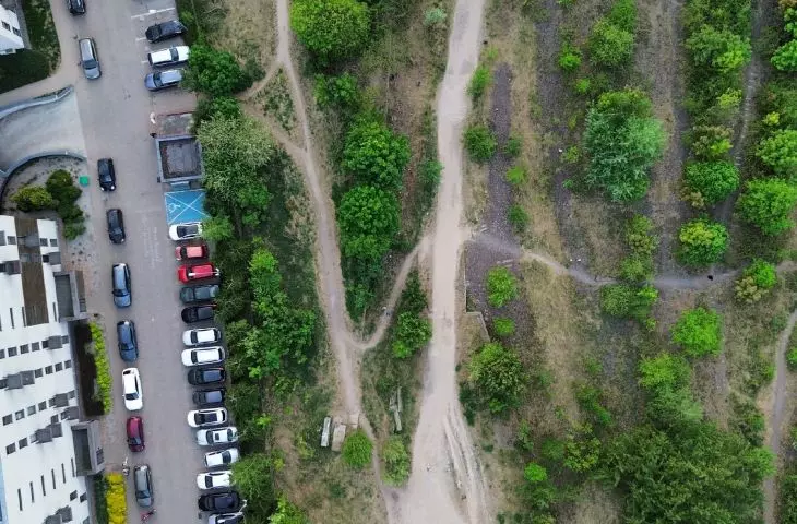 działka przeznaczona pod Park Henrykowski we Wrocławiu