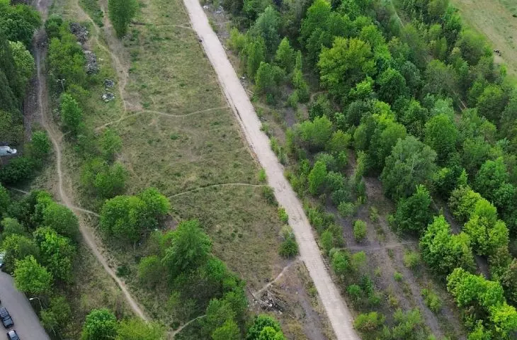 działka przeznaczona pod Park Henrykowski we Wrocławiu