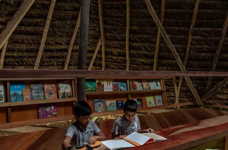 Yuyarina Pacha Community Library in Huaticocha