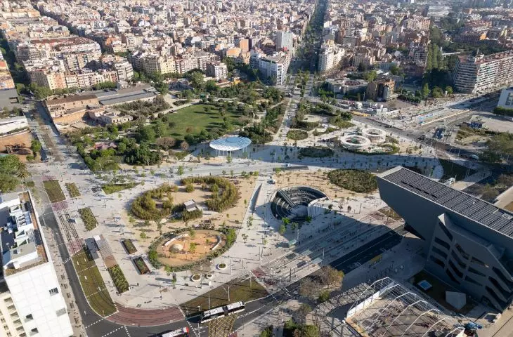 Plaça de les Glòries Catalanes, Barcelona (Spain)