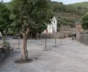 Square and Tourist Office, Piódão (Portugal)