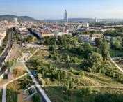 Free Centre — Versatile Edge, North Station, Wiedeń (Austria)