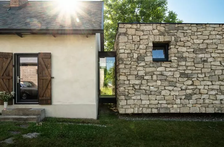 House in Paary, designed by NOKE Architects 