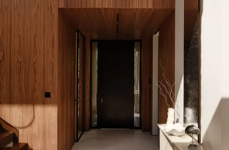 A family home in a pine forest near Warsaw