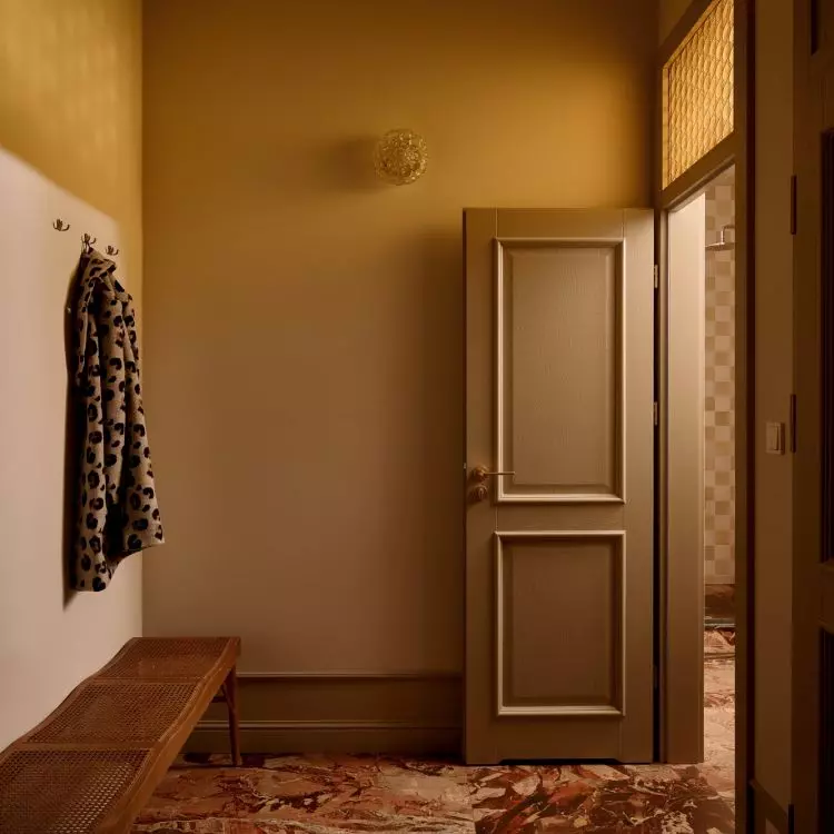 Peachy Apartment in Wrocław