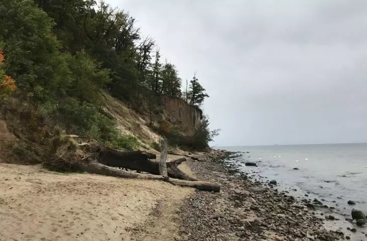 near the orlovsk cliff, the architects planned a platform