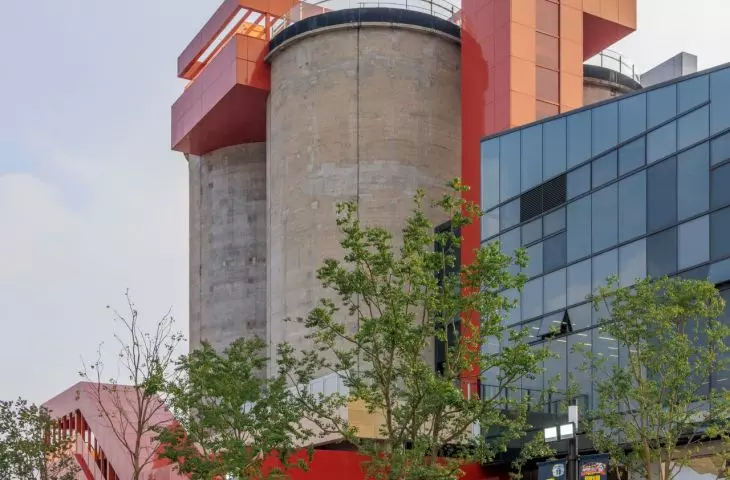 GATE M West Bund Dream Center w Szanghaju