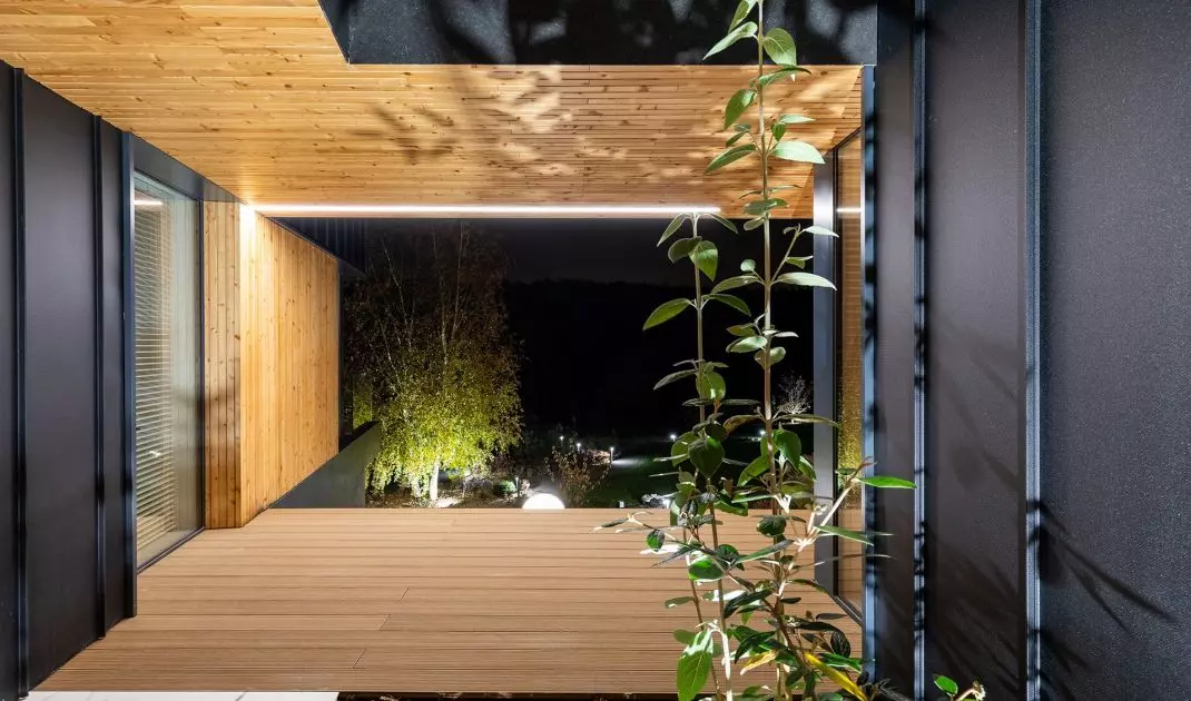 Forest View House