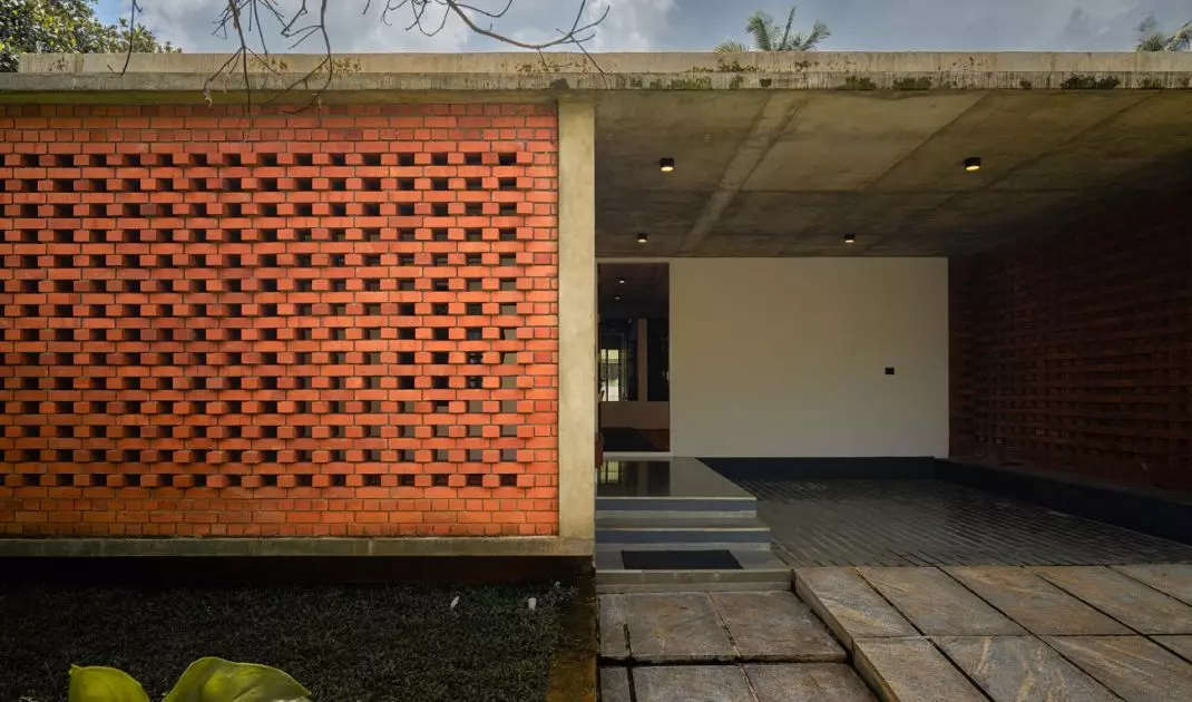 The House Veiled in Brick