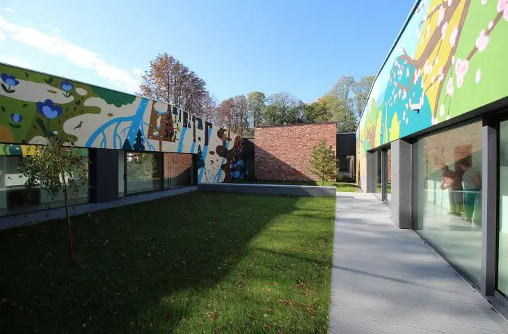 mural „Cztery pory roku”, projekt Marcin Czaja