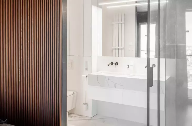 An apartment with a palm house in Warsaw, designed by AMJ Studio