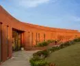 Crest Nine w Anjarle projektu Sanjay Puri Architects