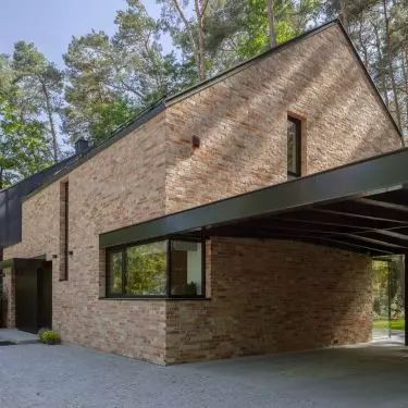 The BX3 House by Exterio Architektura