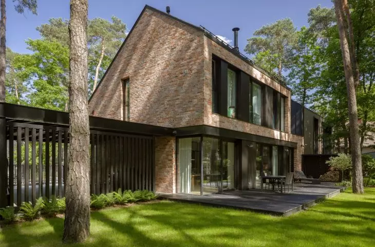 The BX3 House by Exterio Architektura