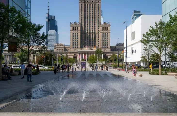 Ulice Złota i Zgoda w Warszawie po zmianach