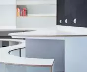 Thanks to the wheels, the furniture can be easily moved