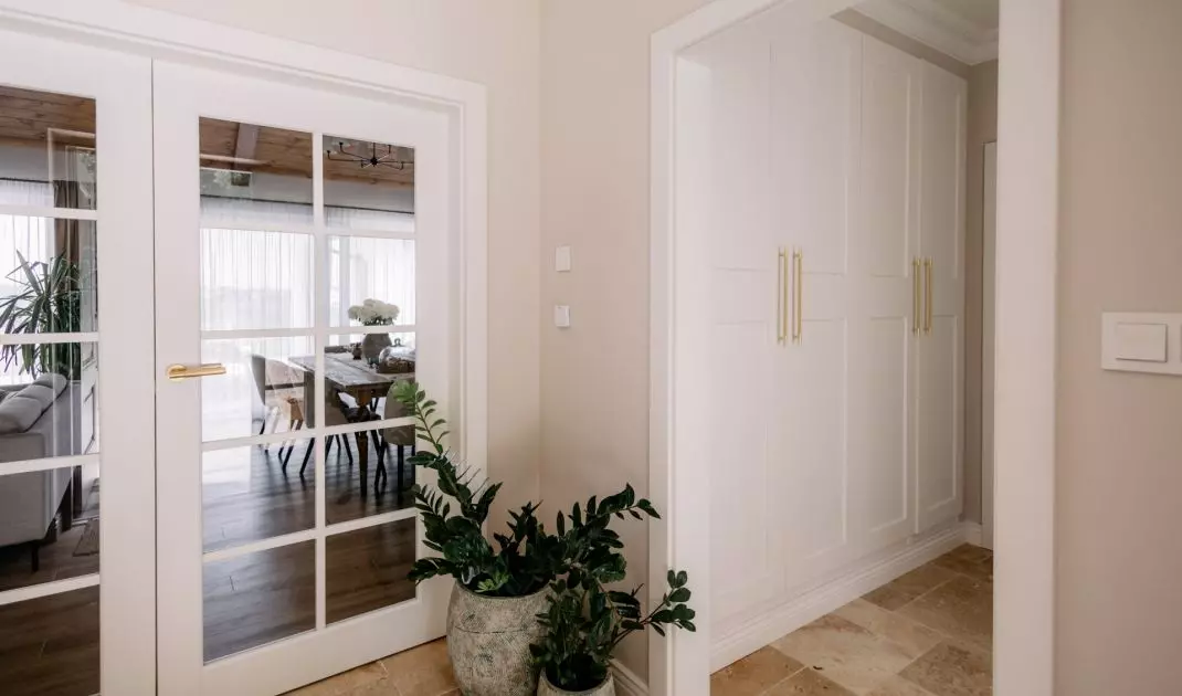 Rodzinny dom w estetyce modern farmhouse