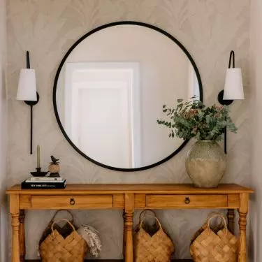 A family home in the modern farmhouse style