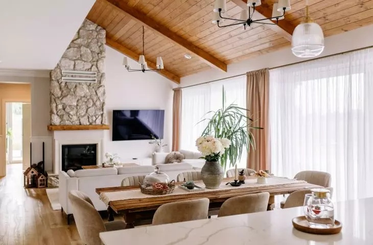 A family home in the modern farmhouse style