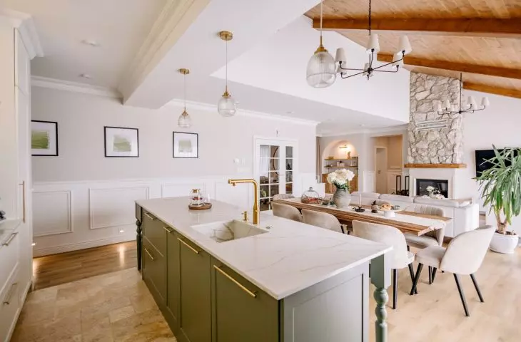 A family home in the modern farmhouse style
