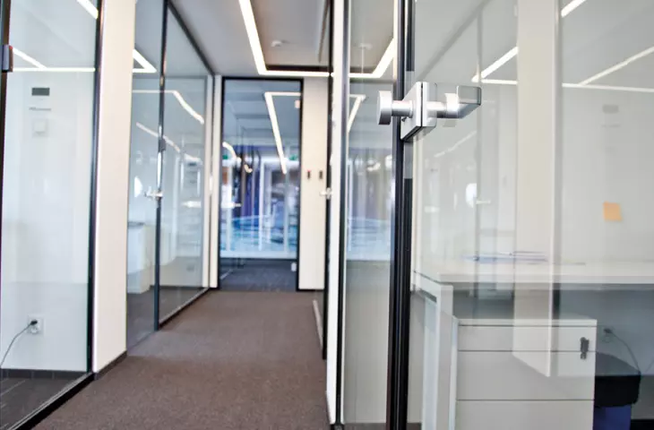 Biloba EVO hydraulic hinges
