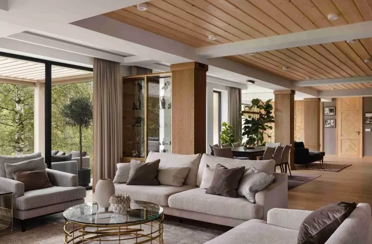 Villa Czarodziejka – A Family Home for Three Generations by Węgiełek Interior Architects