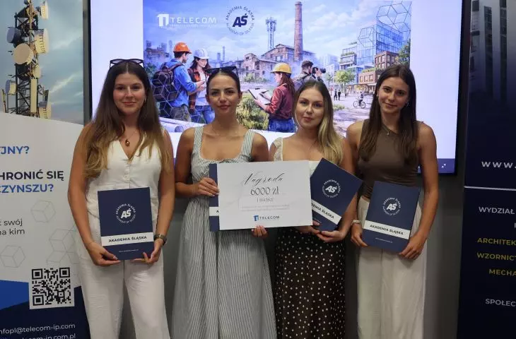 First-place winners: Julia Gryglewska, Wiktoria Lelek, Natalia Szeląg, Emilia Zięba
