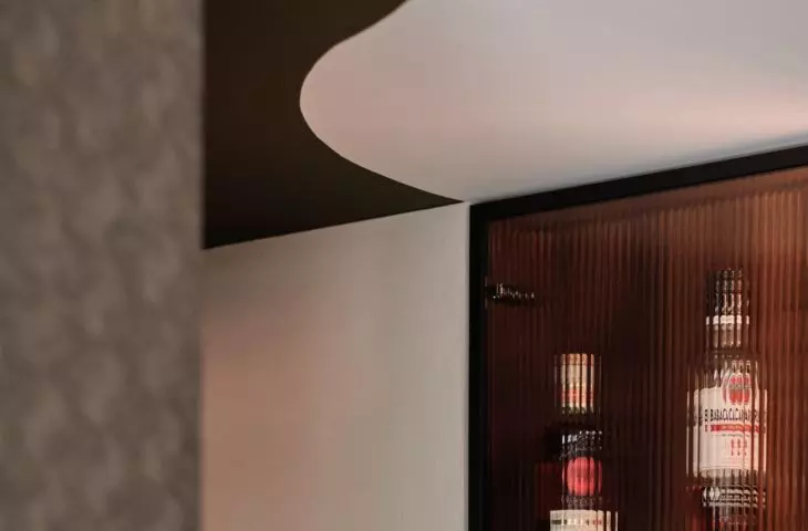 A 52-meter apartment in Kraków designed by SUSPENS studio