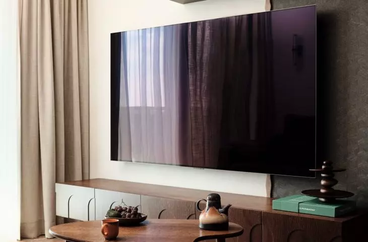 A 52-meter apartment in Kraków designed by SUSPENS studio