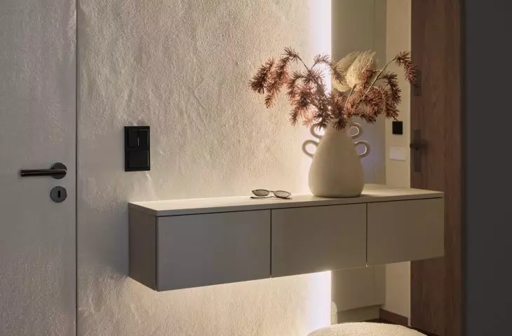 A 52-meter apartment in Kraków designed by SUSPENS studio