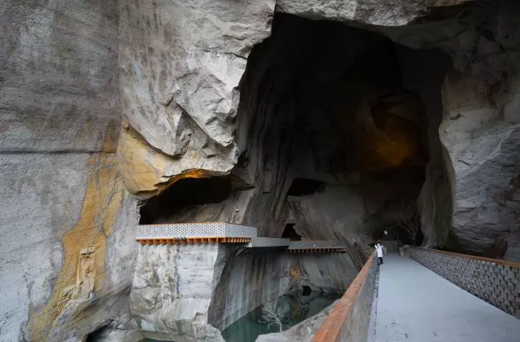 Huangyan Quarry w Taizhou projektu DnA_Design and Architecture