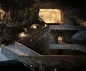 A system of walkways and stairs leads through the successive levels of the rocky interior