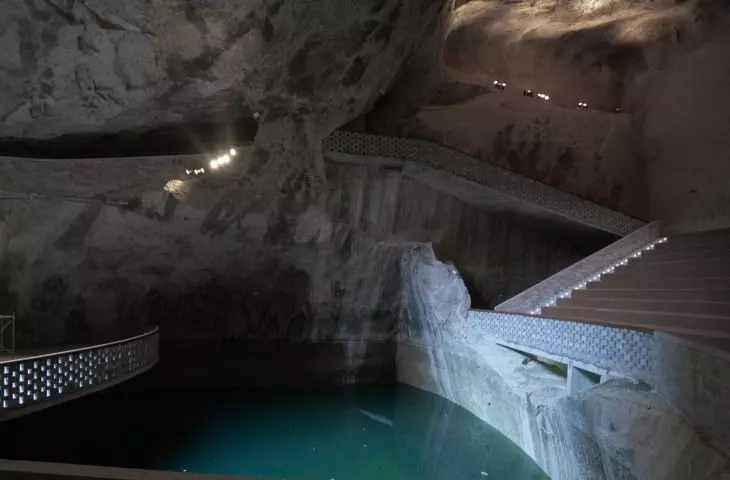 Huangyan Quarry w Taizhou projektu DnA_Design and Architecture