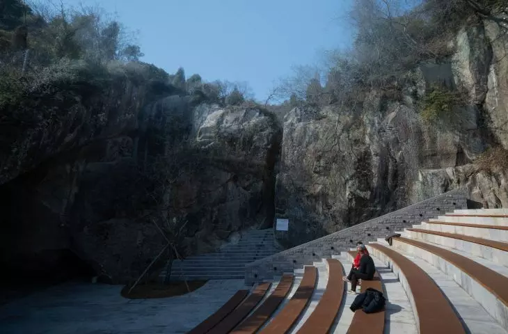 Huangyan Quarry w Taizhou projektu DnA_Design and Architecture
