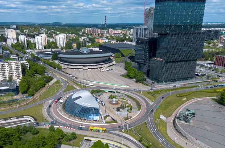 Wieżowiec MTX Development może dorównać wysokością wyższej wieży kompleksu .KTW