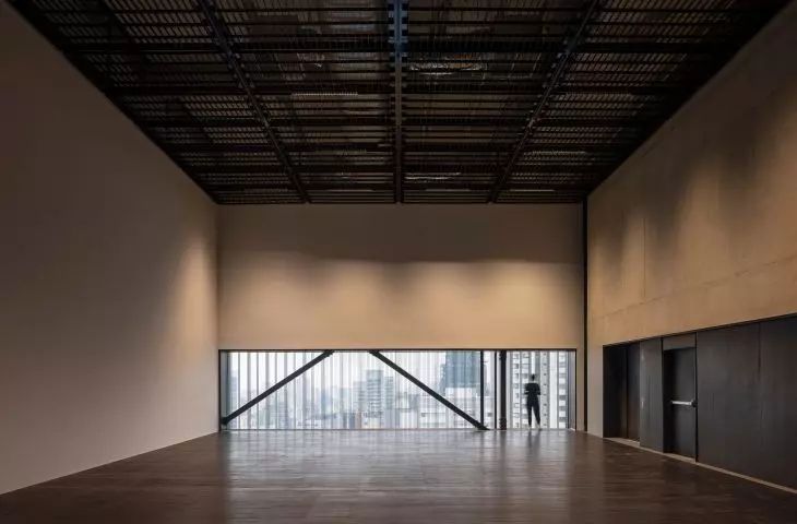 Edifício Pietro Maria Bardi w São Paulo projektu METRO Arquitetos