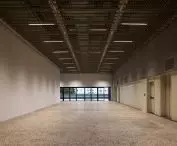 Edifício Pietro Maria Bardi w São Paulo projektu METRO Arquitetos
