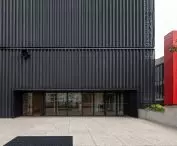 Edifício Pietro Maria Bardi w São Paulo projektu METRO Arquitetos