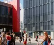 Edifício Pietro Maria Bardi w São Paulo projektu METRO Arquitetos