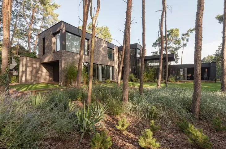 House Among the Trees in Poznań, designed by Wrzeszcz Architekci