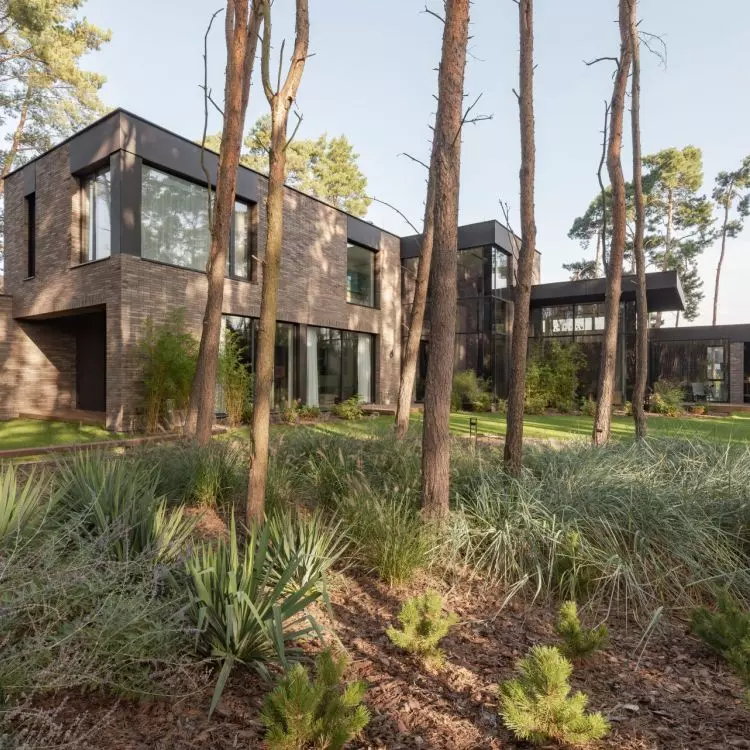 House Among the Trees in Poznań, designed by Wrzeszcz Architekci